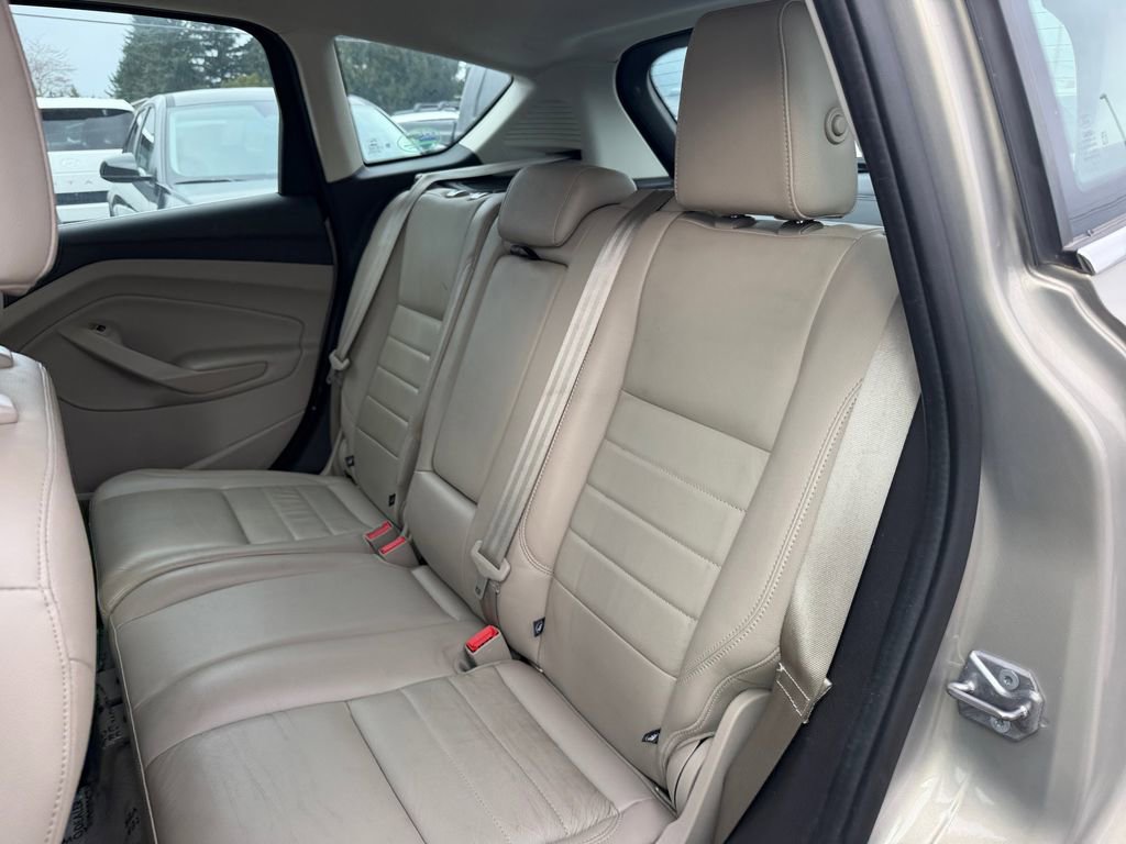 Used 2016 Ford C-MAX SEL w/ Equipment Group 302A image 6