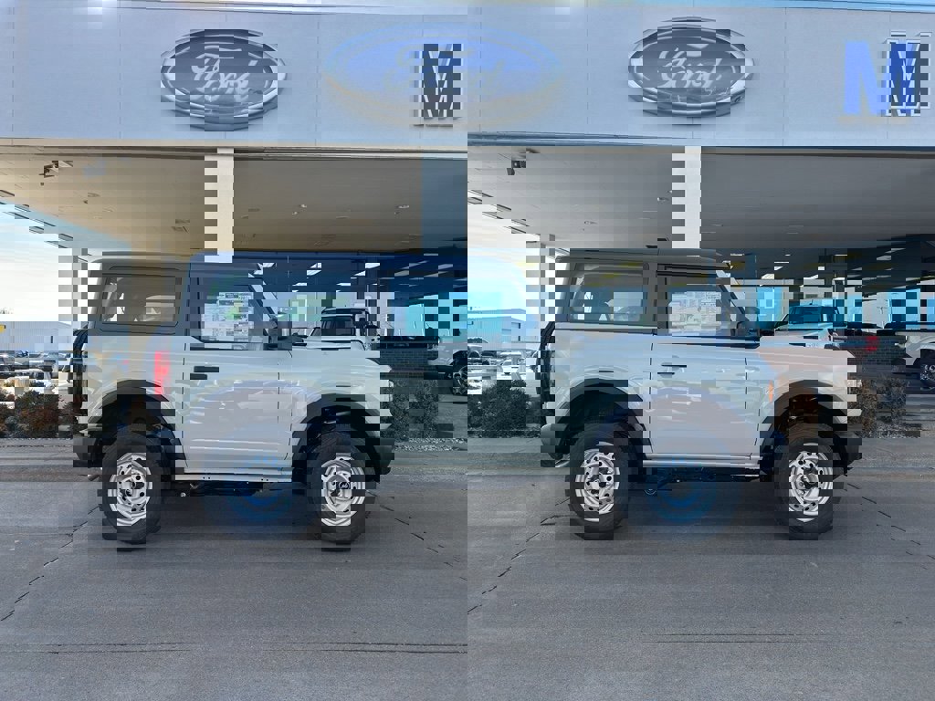 New 2025 Ford Bronco 2-Door image 7