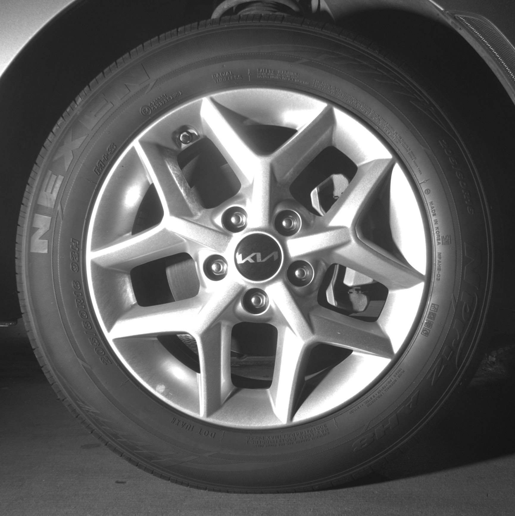 Used 2025 Kia Soul LX w/ LX Technology Package FWD image 13