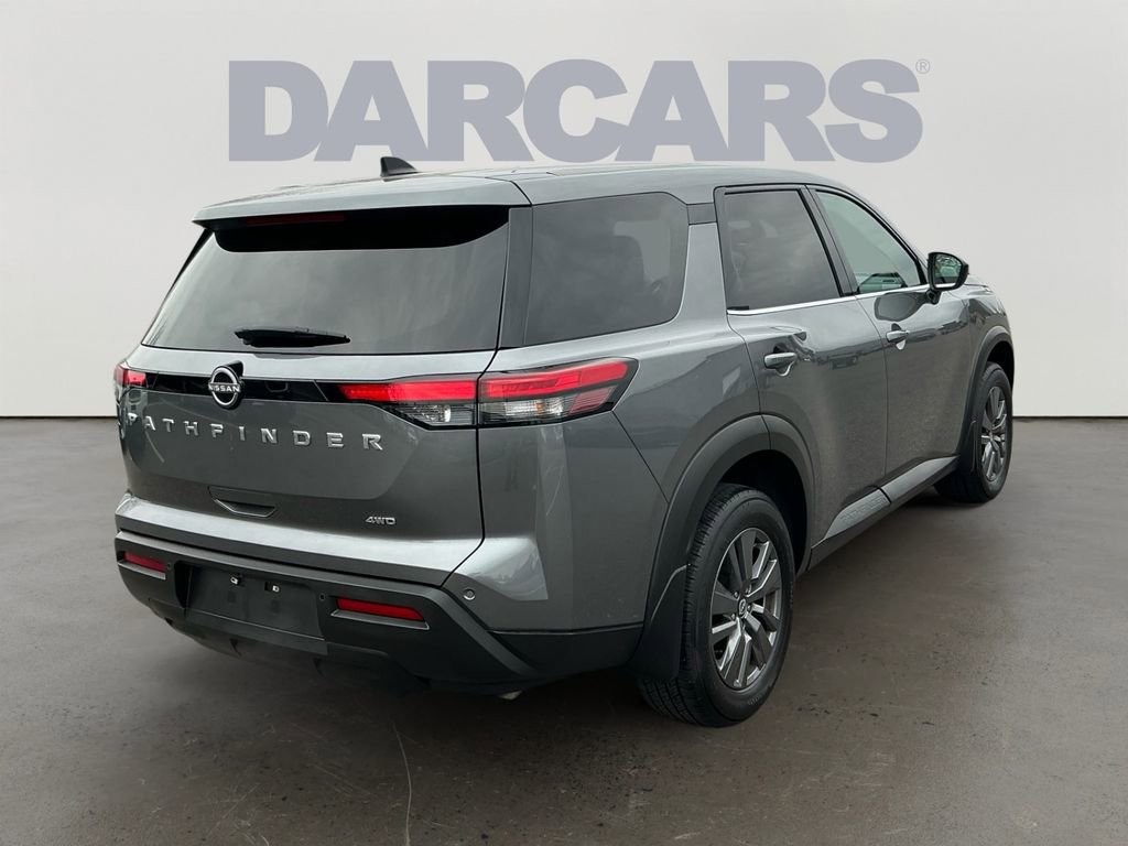 Used 2024 Nissan Pathfinder S w/ Cargo Package image 7
