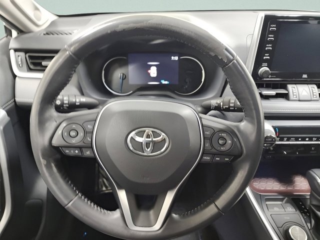 Used 2019 Toyota RAV4 Limited w/ Limited Grade Weather Package image 26