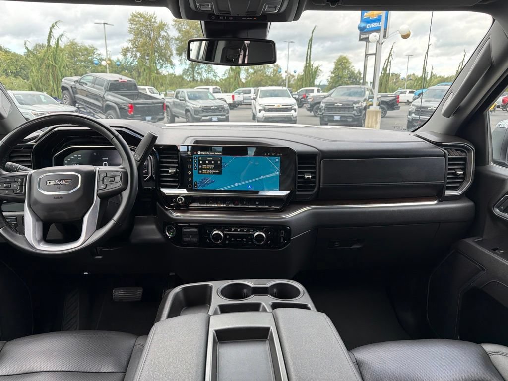 Used 2025 GMC Sierra 1500 SLT AWD/4WD image 22