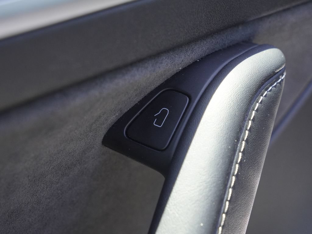 Used 2023 Tesla Model 3 Standard Range RWD image 8