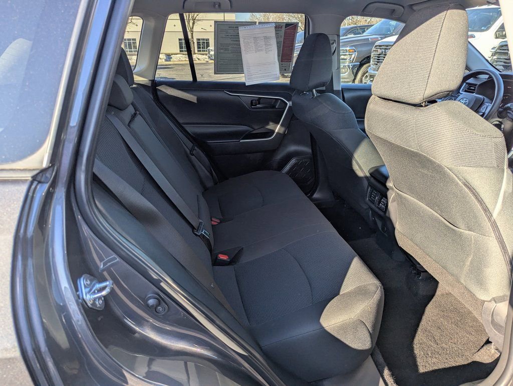Used 2025 Toyota RAV4 LE image 17
