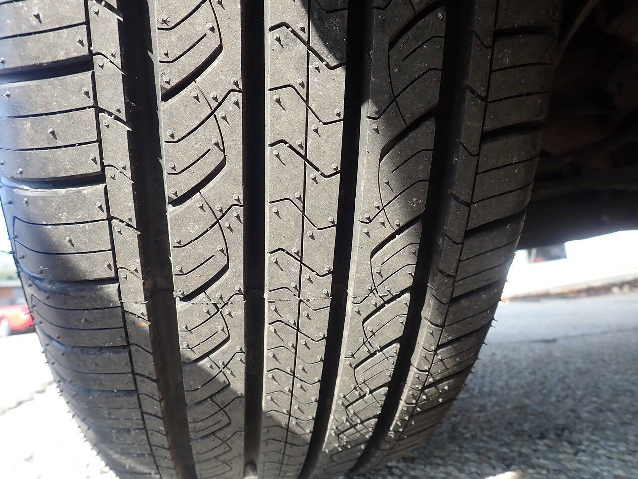 Used 2018 Chevrolet Equinox LS image 31