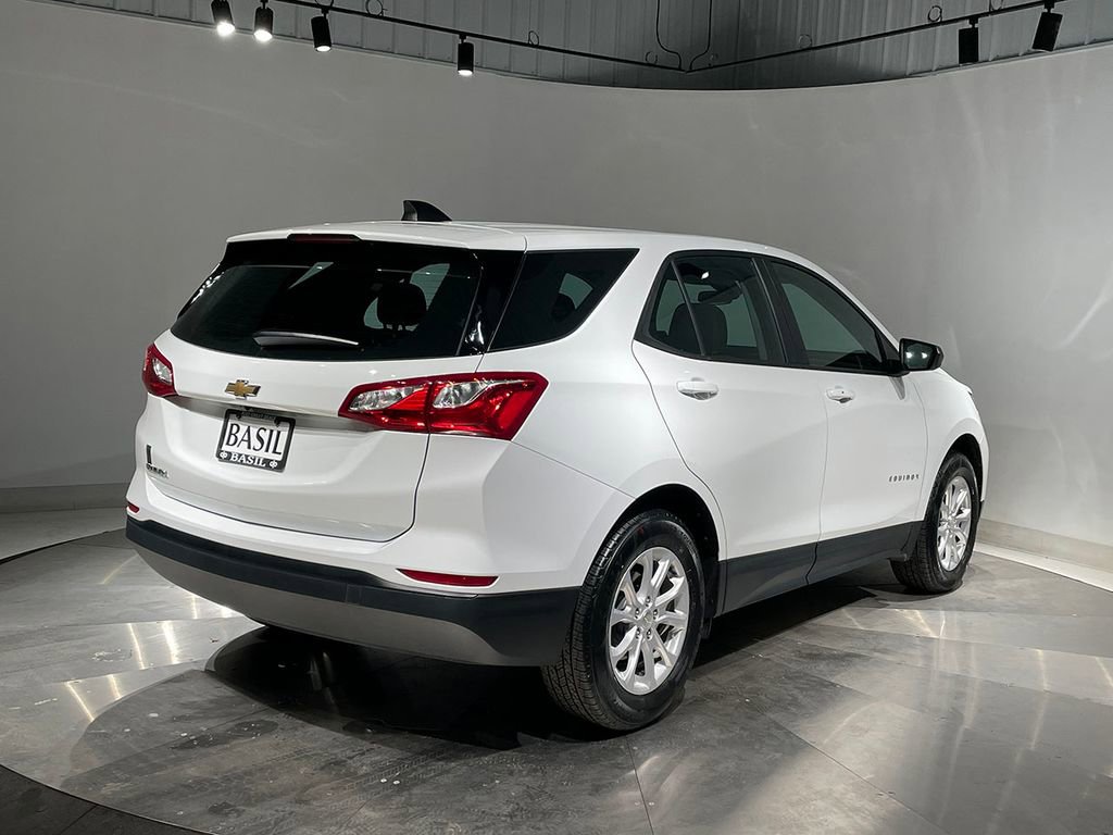 Used 2020 Chevrolet Equinox LS image 11
