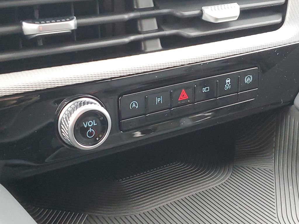 New 2026 Ford Explorer Active image 18