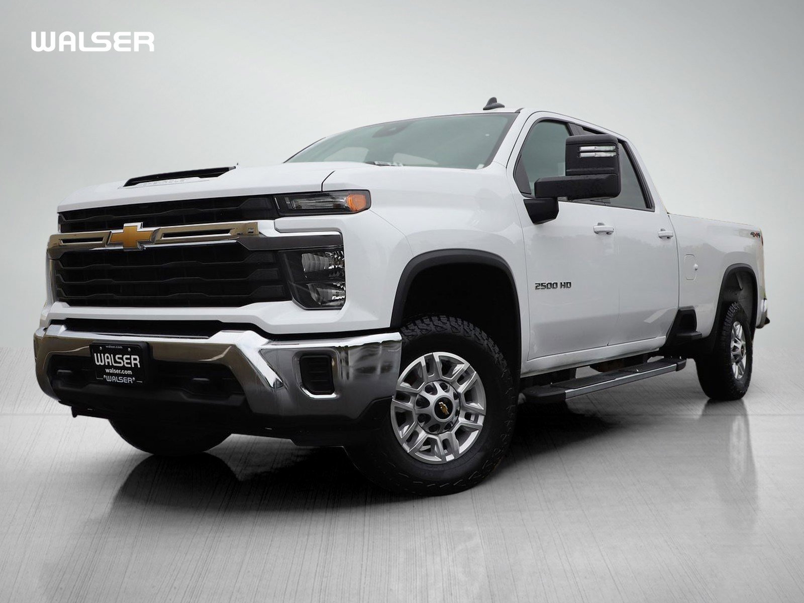 Used 2024 Chevrolet Silverado 2500 LT AWD/4WD image 1