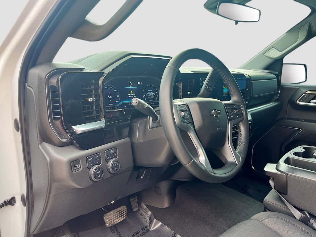 Used 2023 Chevrolet Silverado 1500 LT Trail Boss w/ Protection Package AWD/4WD image 9