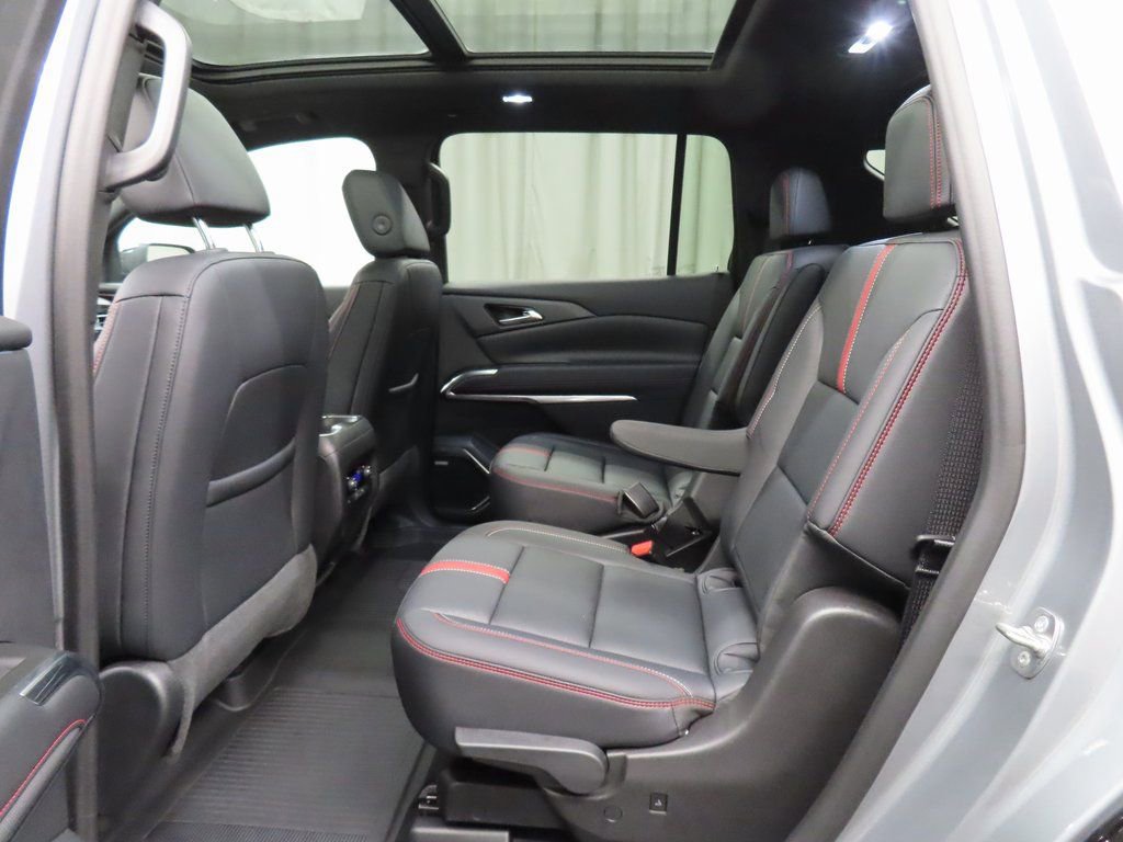 Used 2024 Chevrolet Traverse RS w/ LPO, Floor Liner Package image 10