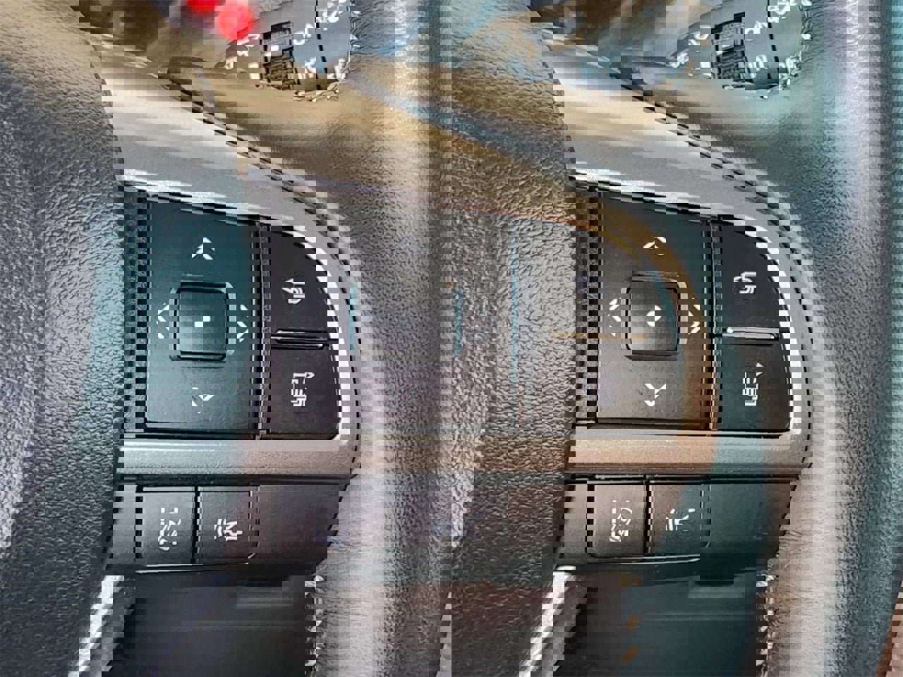 Used 2023 Lexus GX 460 Premium image 28