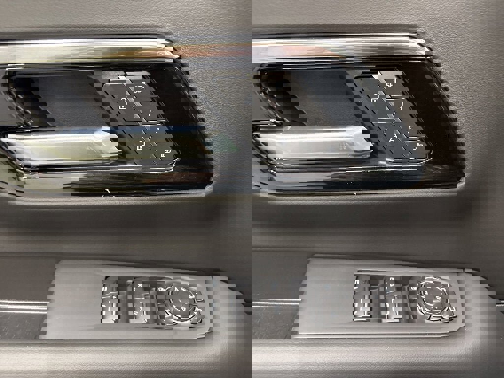 New 2026 Chevrolet Suburban High Country w/ Sun And Tow Package image 14