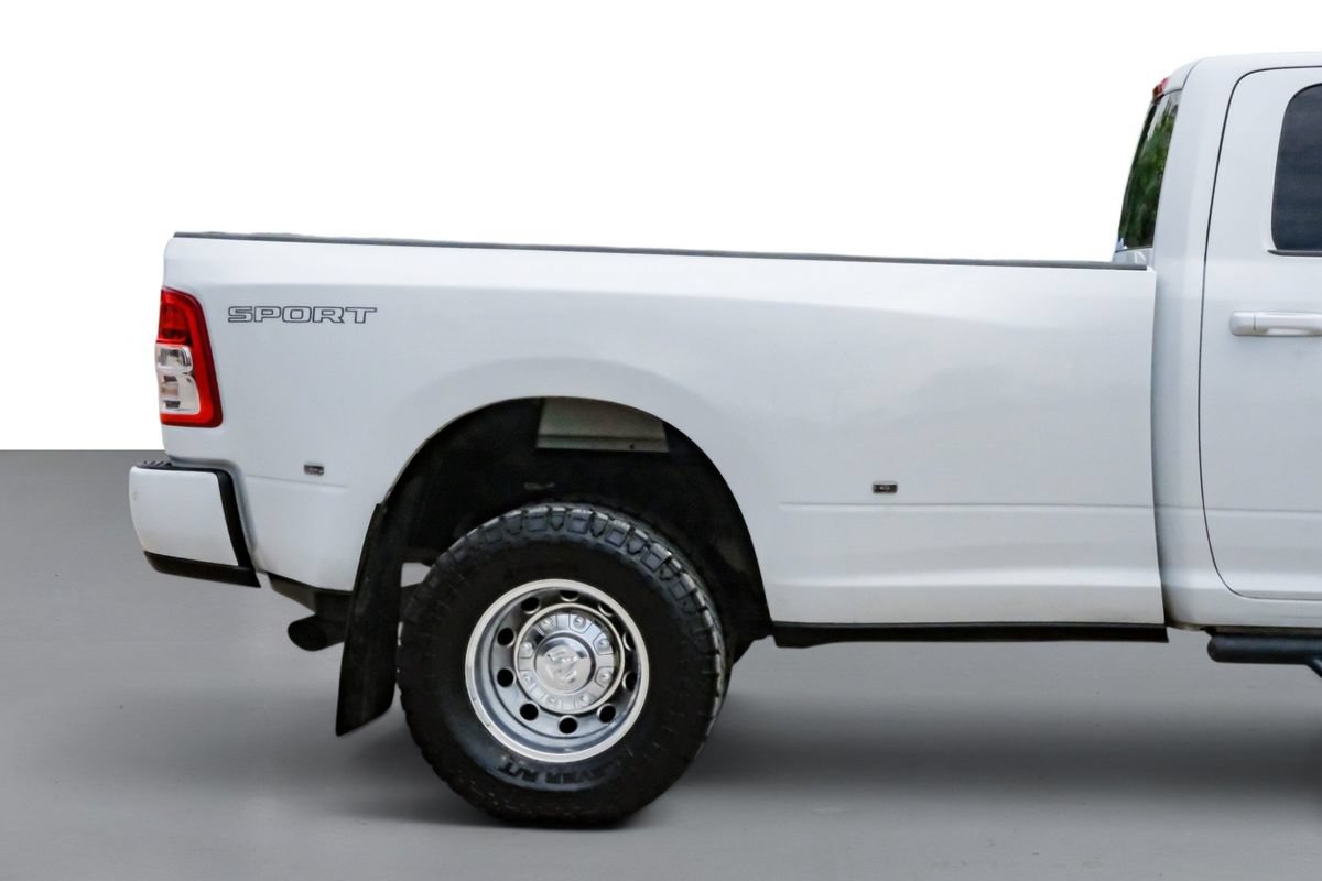 Used 2024 RAM 3500 Lone Star w/ Sport Appearance Package AWD/4WD image 6