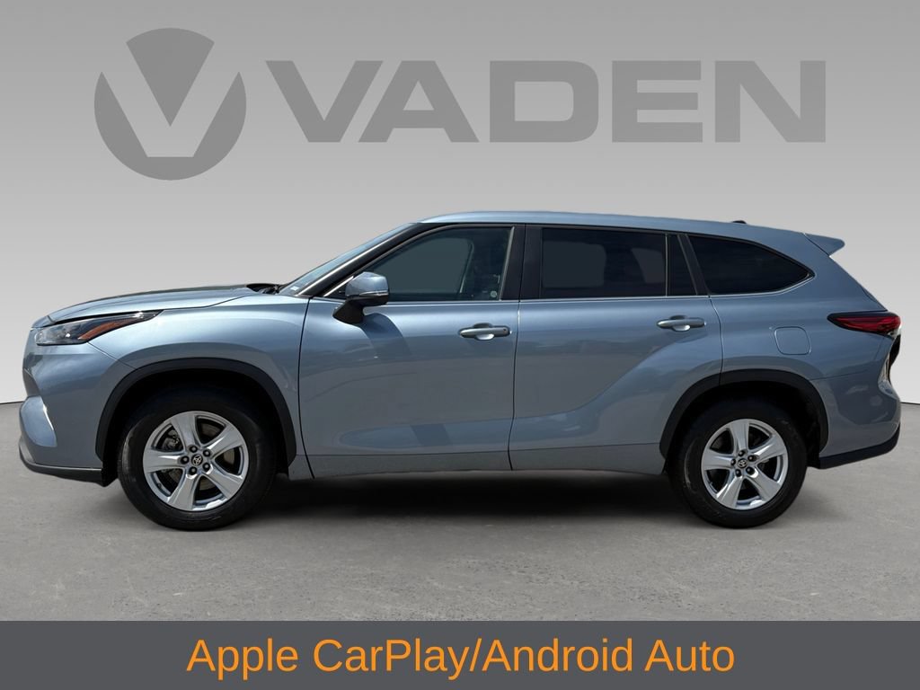Used 2023 Toyota Highlander LE FWD image 8