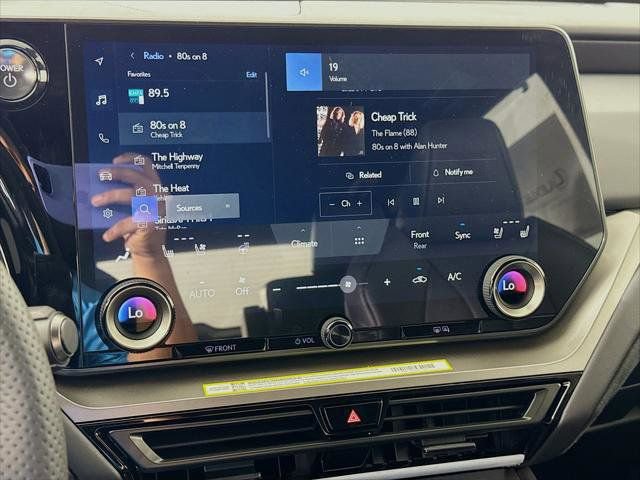 New 2026 Lexus TX 500h AWD image 11