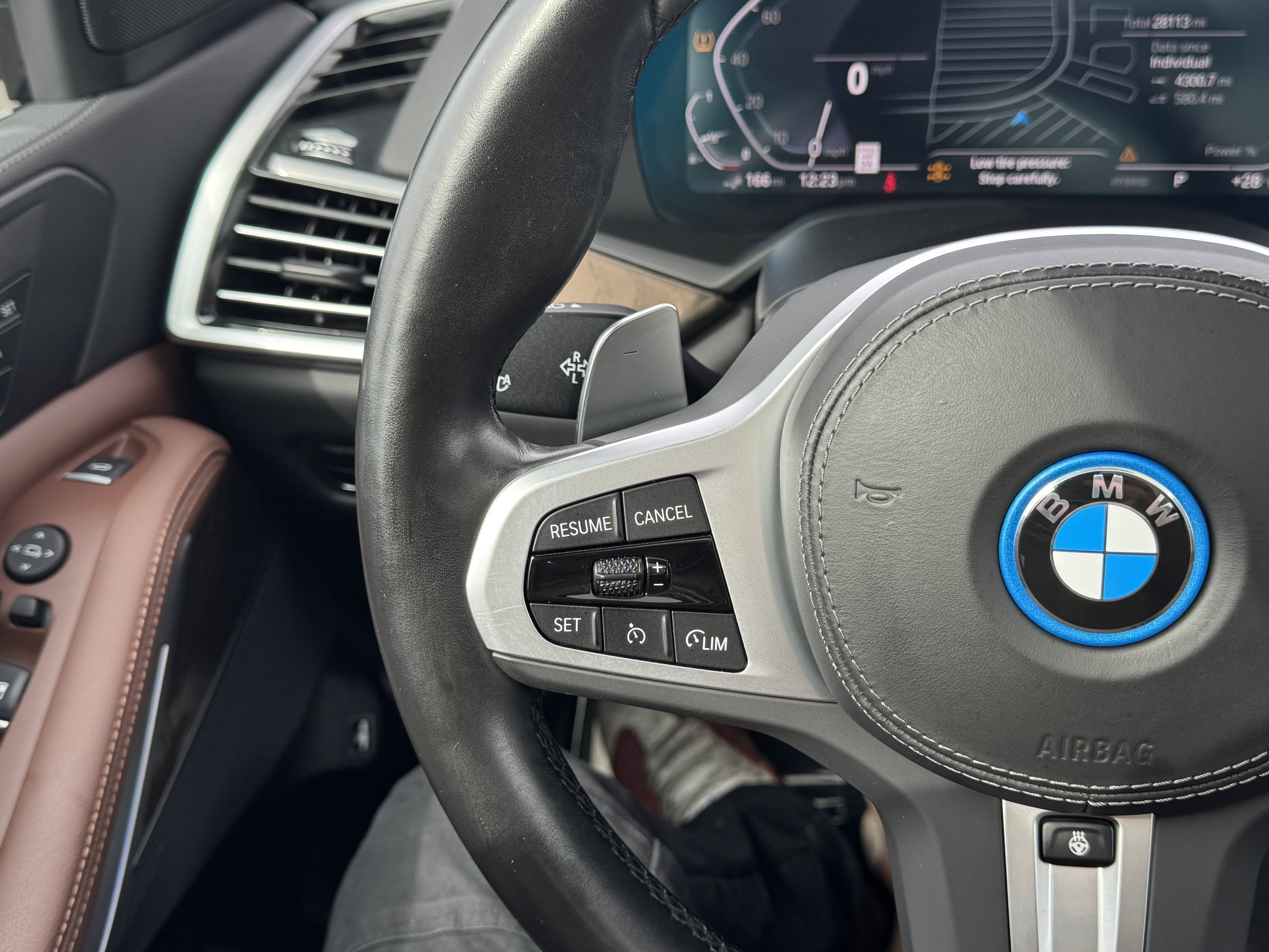 Used 2023 BMW X5 xDrive45e w/ Executive Package image 33