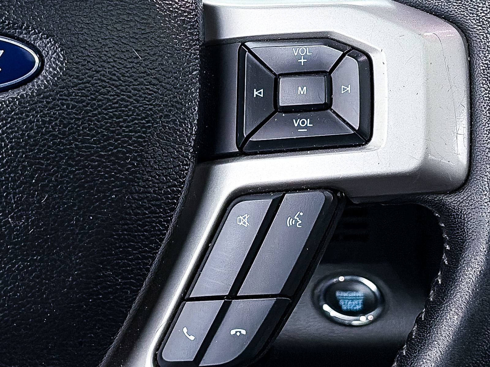 Used 2019 Ford F350 Lariat AWD/4WD image 36