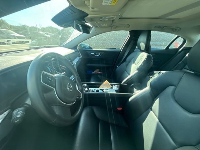 Used 2024 Volvo S60 B5 Core FWD image 9