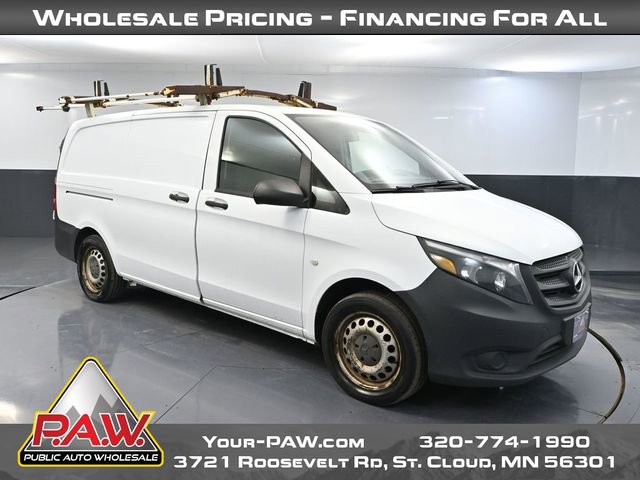 Used 2017 Mercedes-Benz Metris image 1
