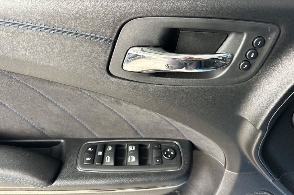 Used 2020 Dodge Charger SRT Hellcat w/ Harman/Kardon Audio Group RWD image 11