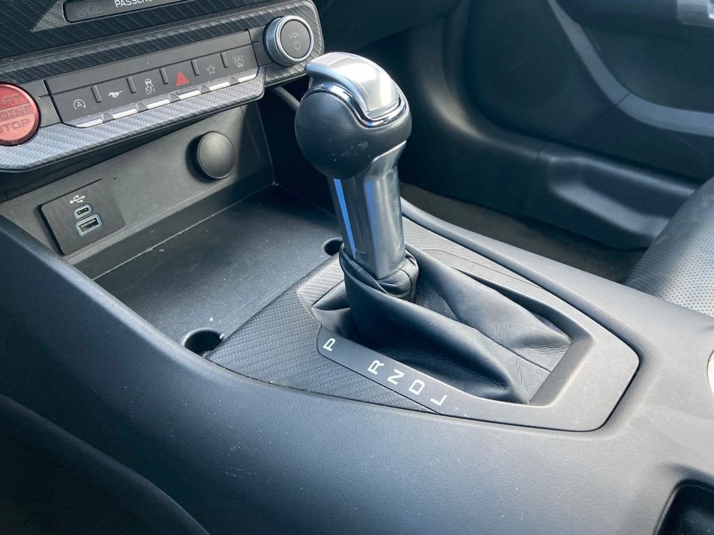 Used 2025 Ford Mustang Premium RWD image 24