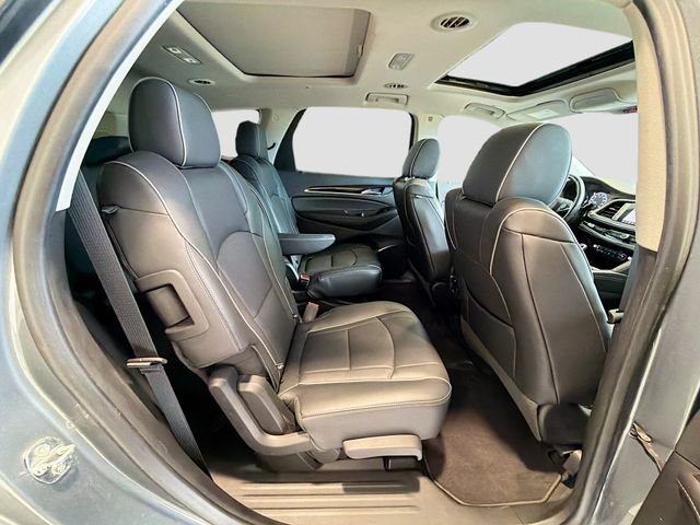 Used 2020 Buick Enclave Avenir w/ Avenir Technology Package AWD/4WD image 25