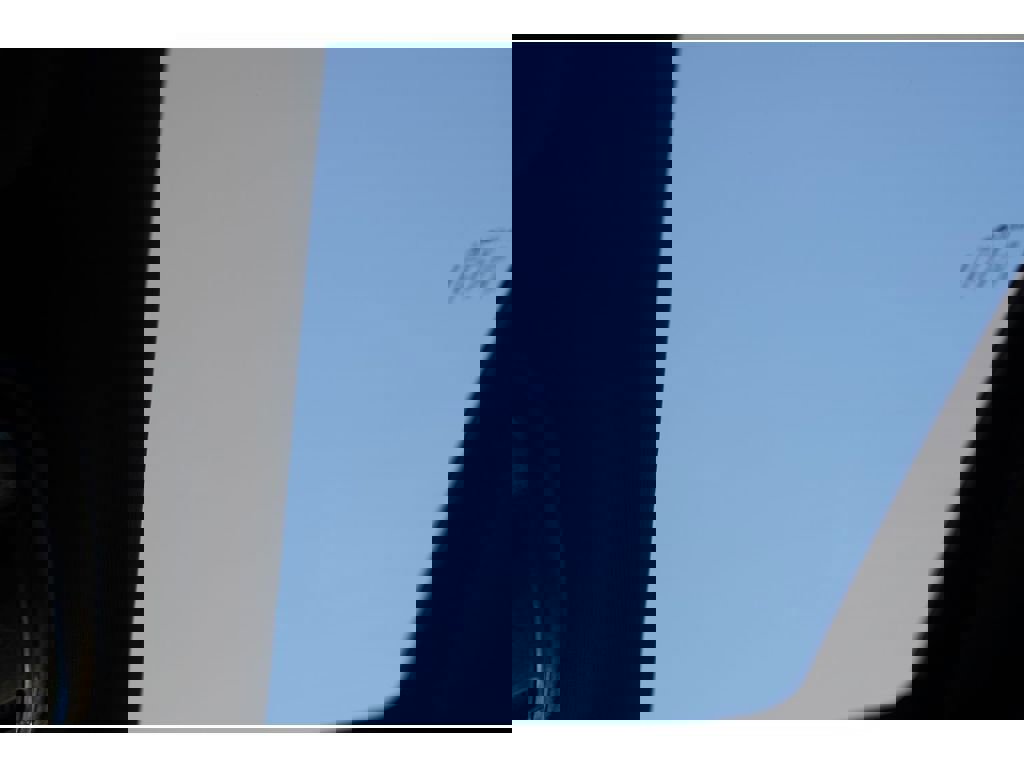 Used 2019 Jeep Grand Cherokee Altitude image 28