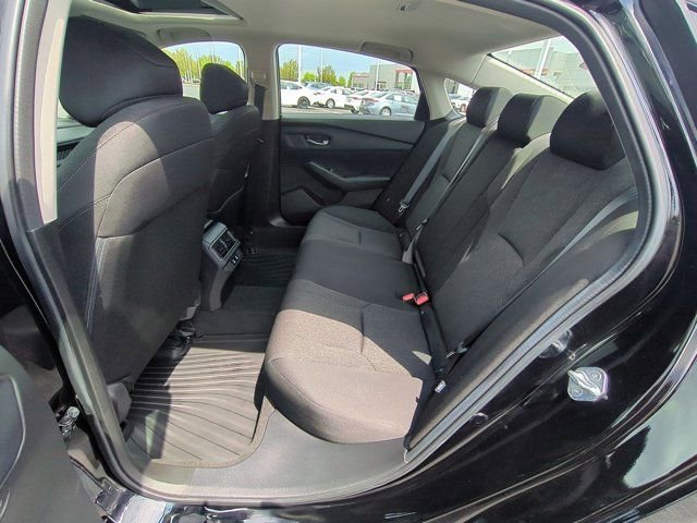 Used 2025 Honda Accord SE image 16