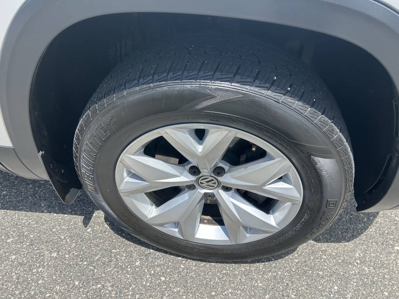Used 2019 Volkswagen Atlas S FWD image 13