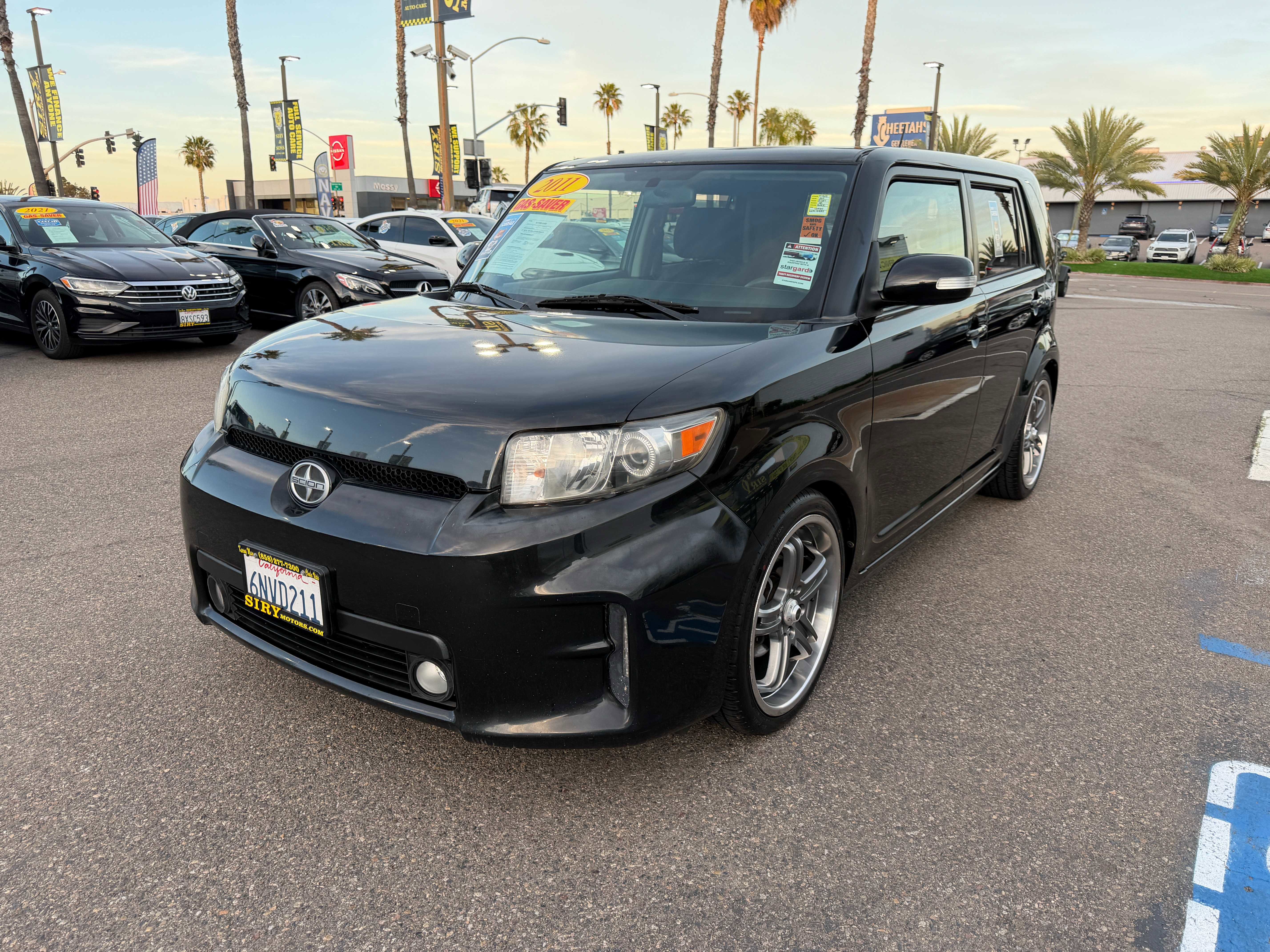 Used 2011 Scion xB image 7