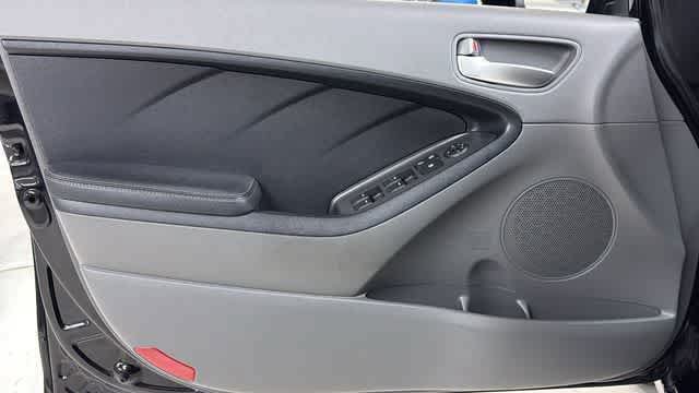 Used 2017 Kia Forte LX w/ LX Popular Package FWD image 11