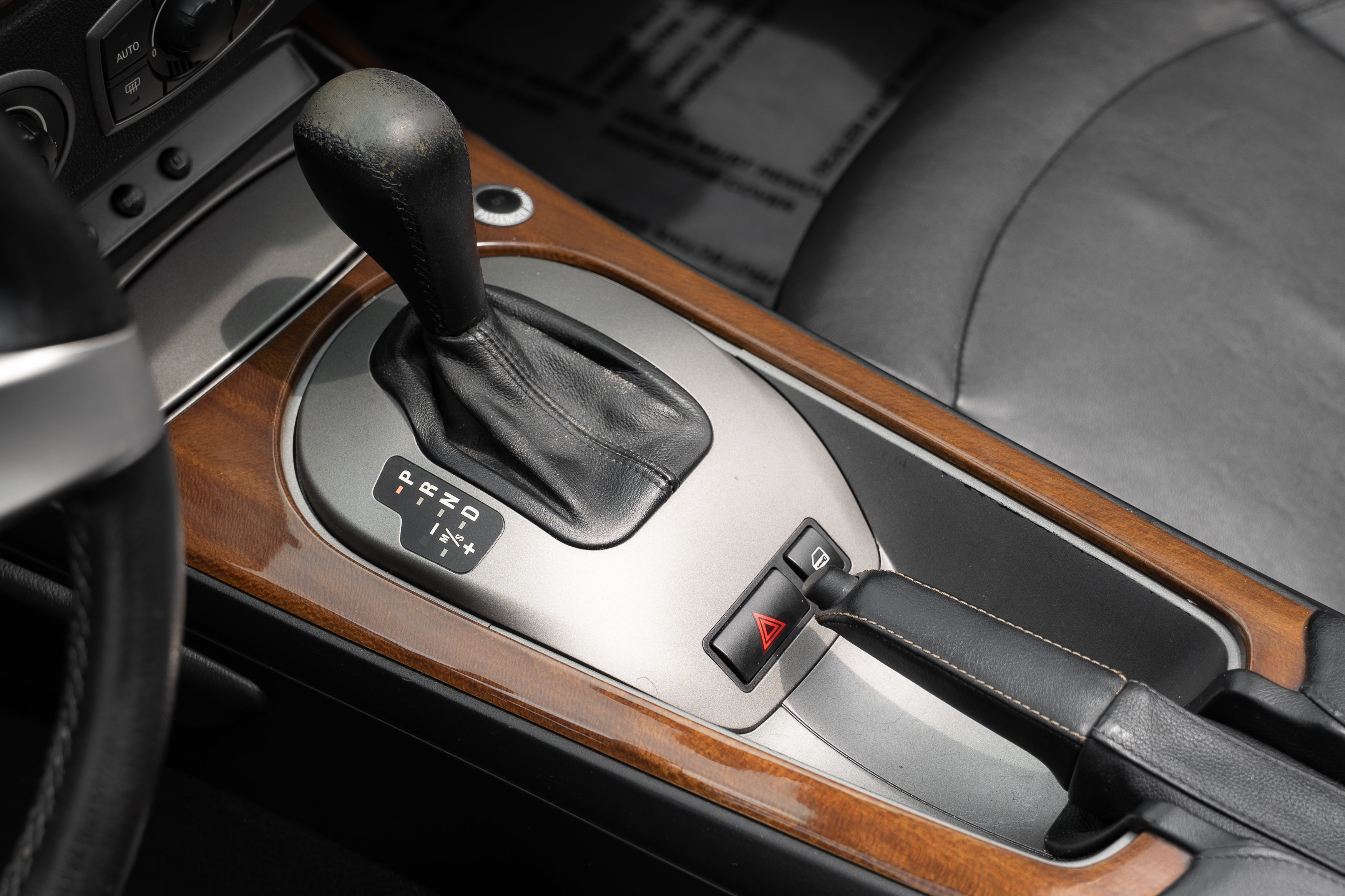 Used 2003 BMW Z4 2.5i RWD image 19