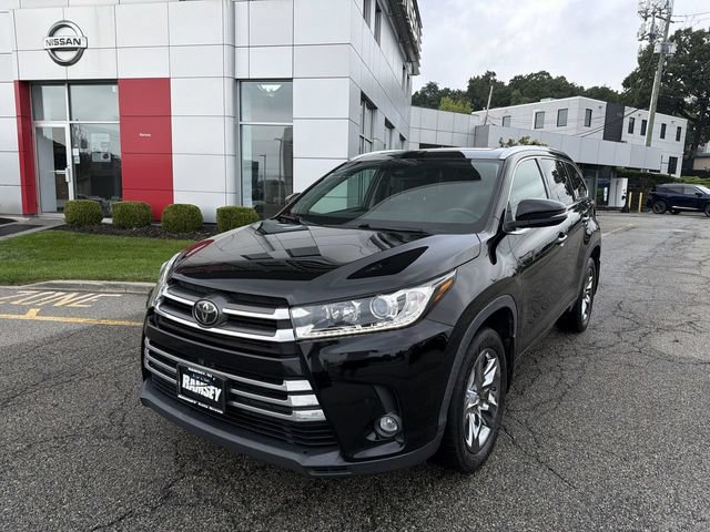 Used 2019 Toyota Highlander Limited Platinum AWD/4WD image 4