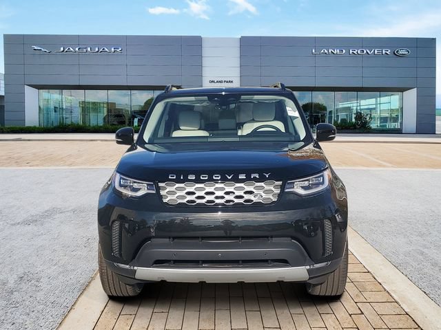 Certified 2025 Land Rover Discovery S AWD/4WD image 2