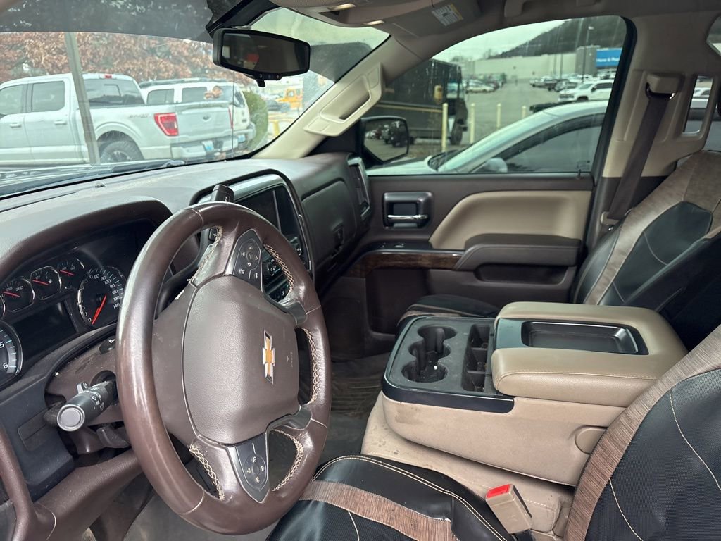 Used 2018 Chevrolet Silverado 1500 LT w/ All Star Edition image 11