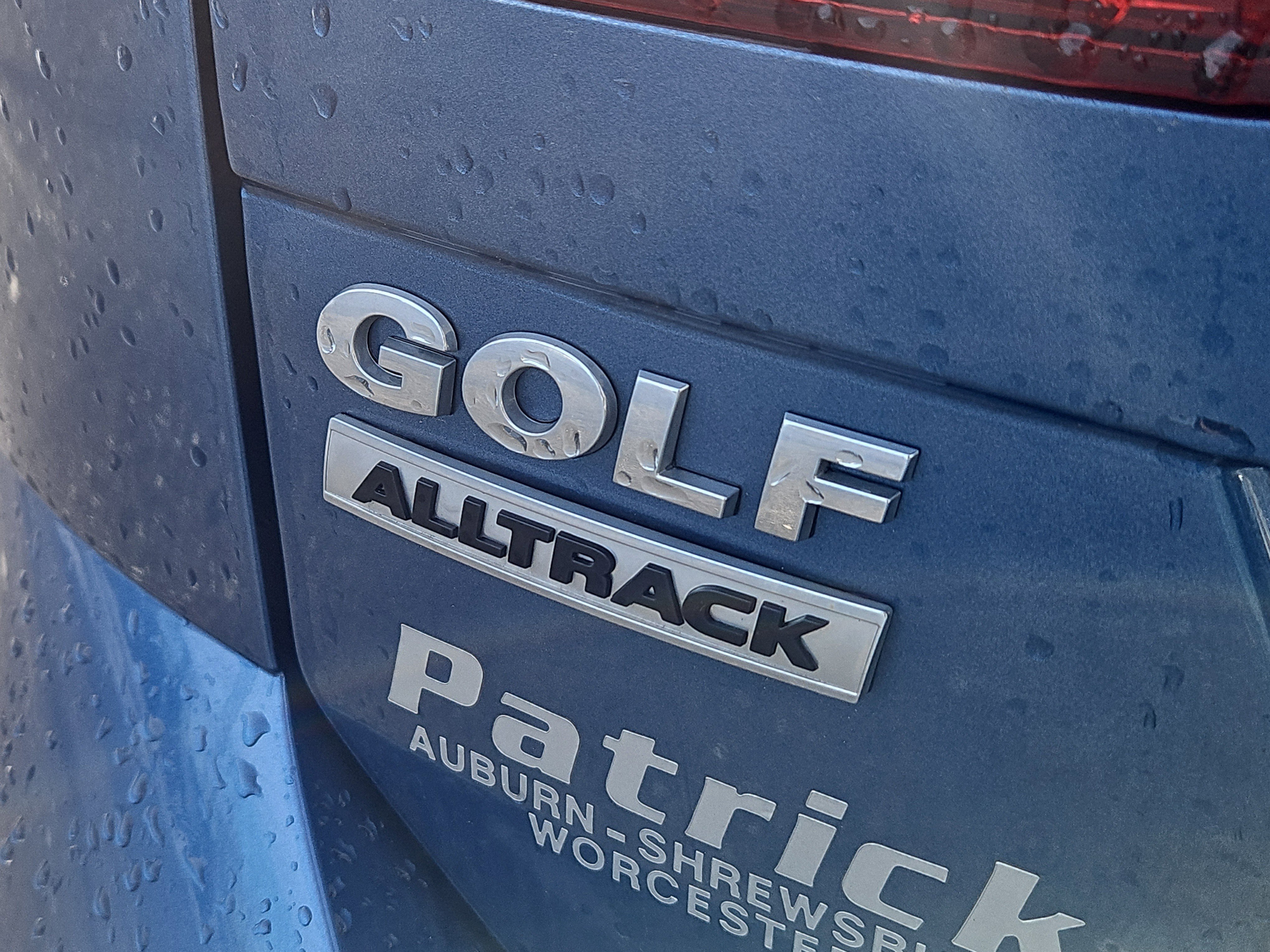 Used 2017 Volkswagen Golf Alltrack SE image 5