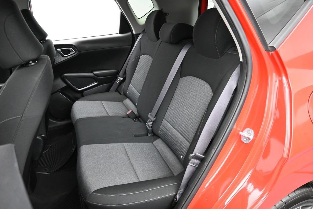 Used 2021 Kia Soul GT-Line FWD image 32