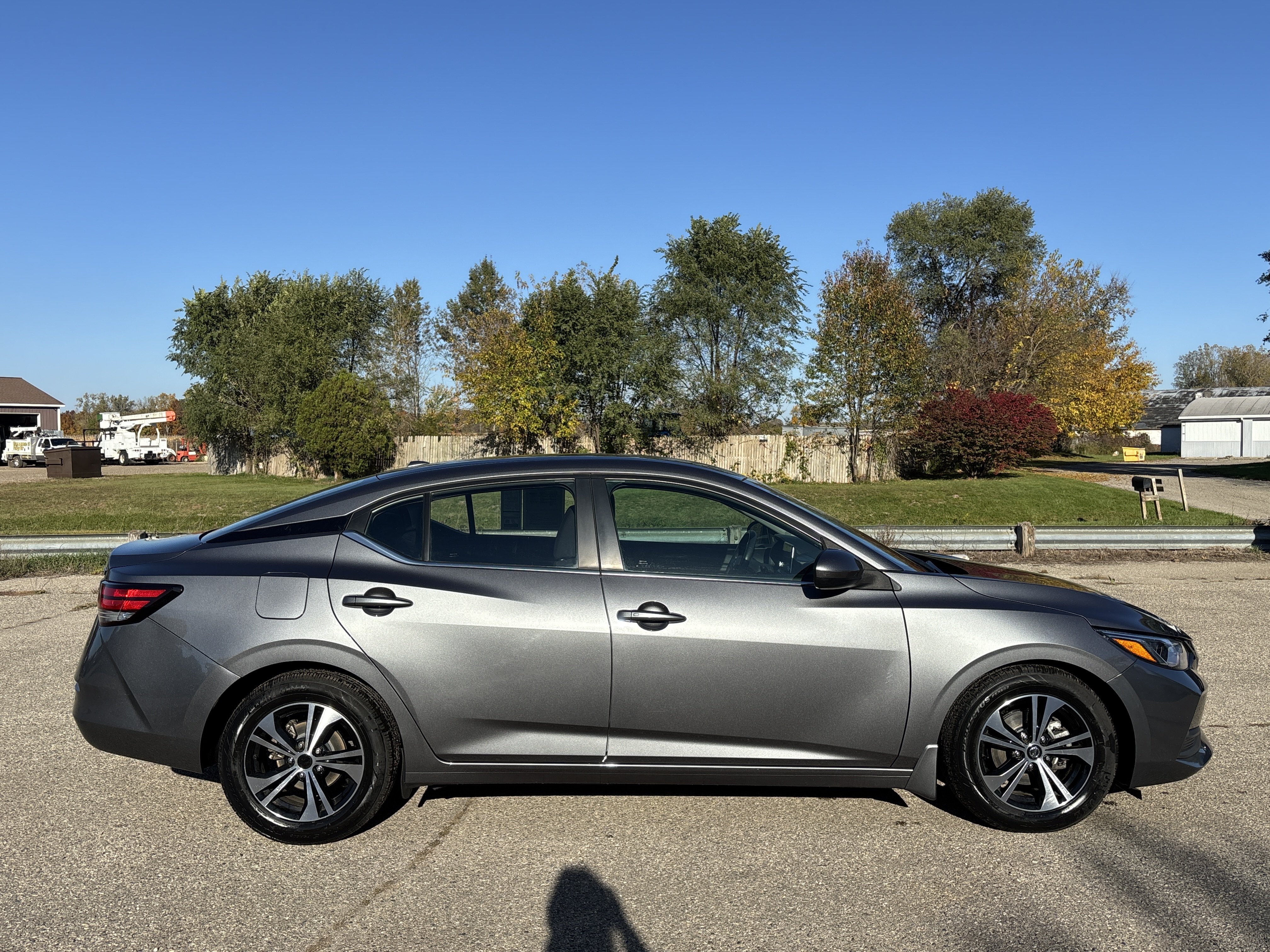 Used 2023 Nissan Sentra SV w/ All-Weather Package FWD image 2