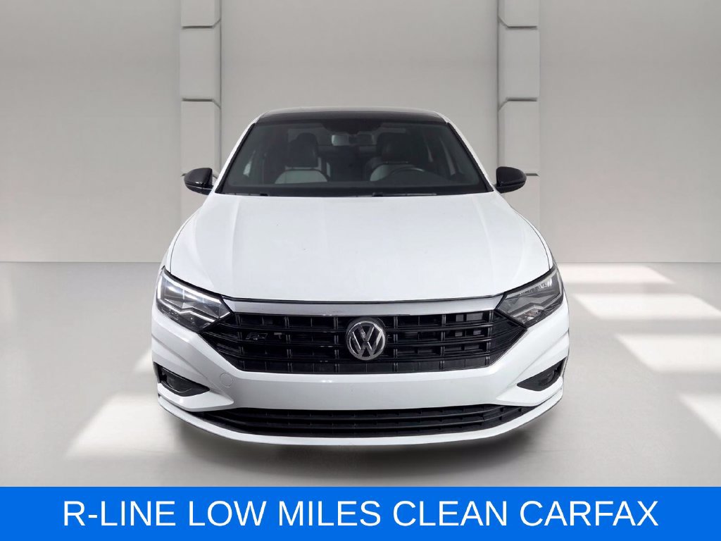 Used 2021 Volkswagen Jetta R-Line w/ R-Line Cold Weather Package FWD image 3