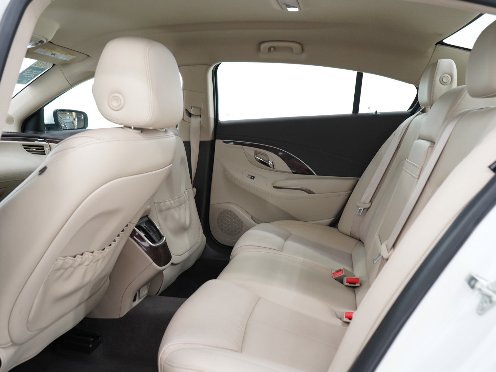 Used 2015 Buick LaCrosse Premium w/ Driver Confidence Package #1 FWD image 13