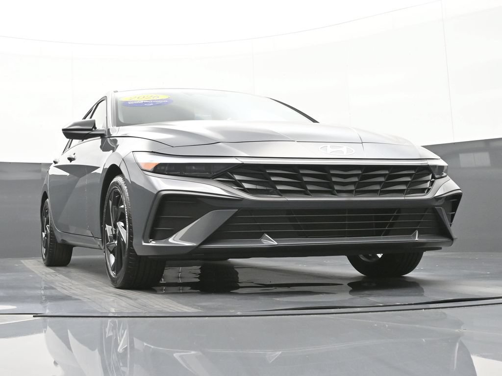 Used 2026 Hyundai Elantra Sport w/ Cargo Package FWD image 52