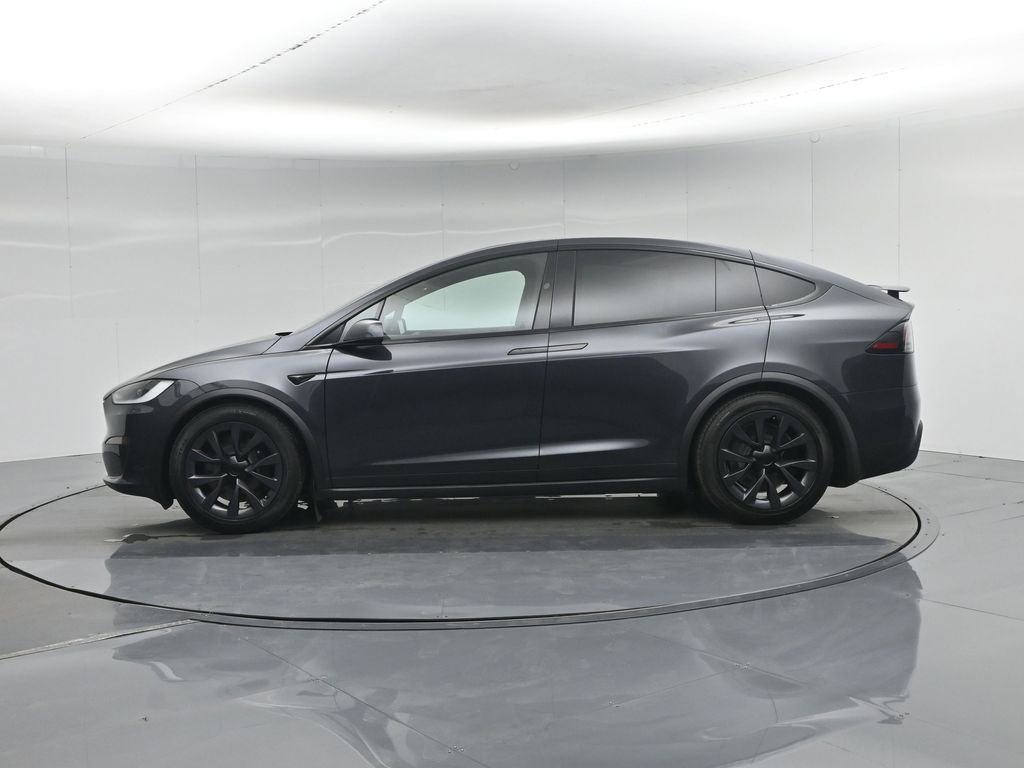 Used 2024 Tesla Model X image 25