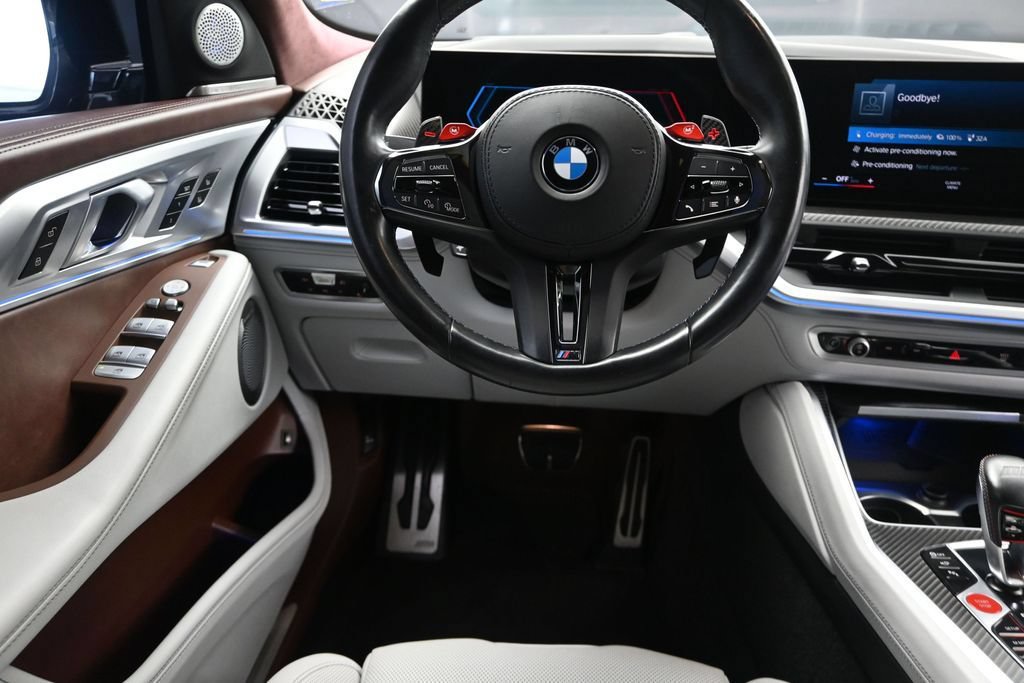 Certified 2023 BMW XM AWD/4WD image 29