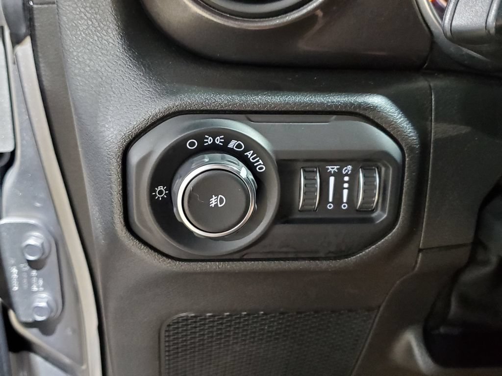 Used 2019 Jeep Wrangler Unlimited Sport AWD/4WD image 41
