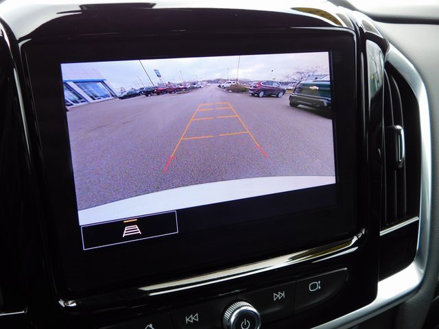 Used 2023 Chevrolet Traverse LT image 41