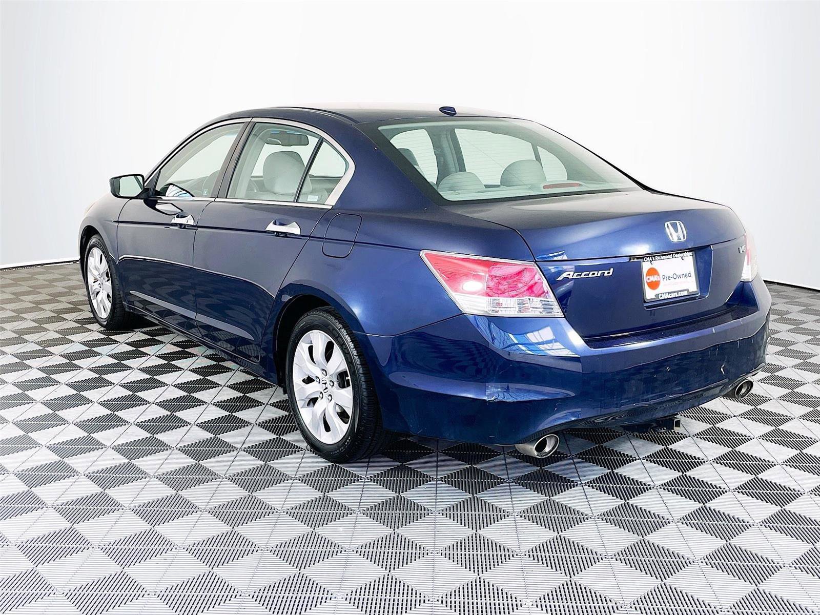 Used 2009 Honda Accord EX-L image 6