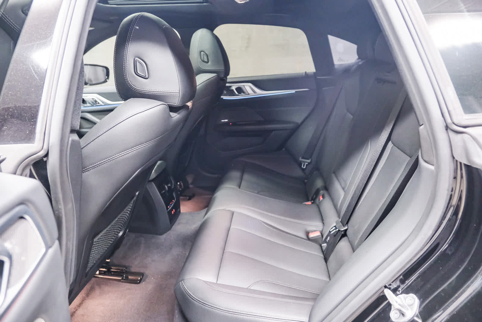 Used 2023 BMW i4 eDrive40 w/ Premium Package RWD image 22