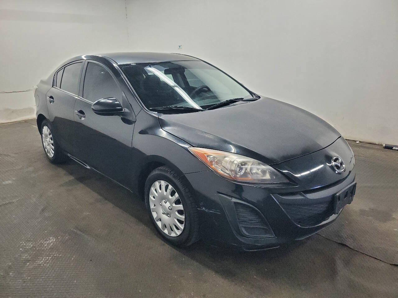 Used 2010 MAZDA MAZDA3 i Sport FWD image 3