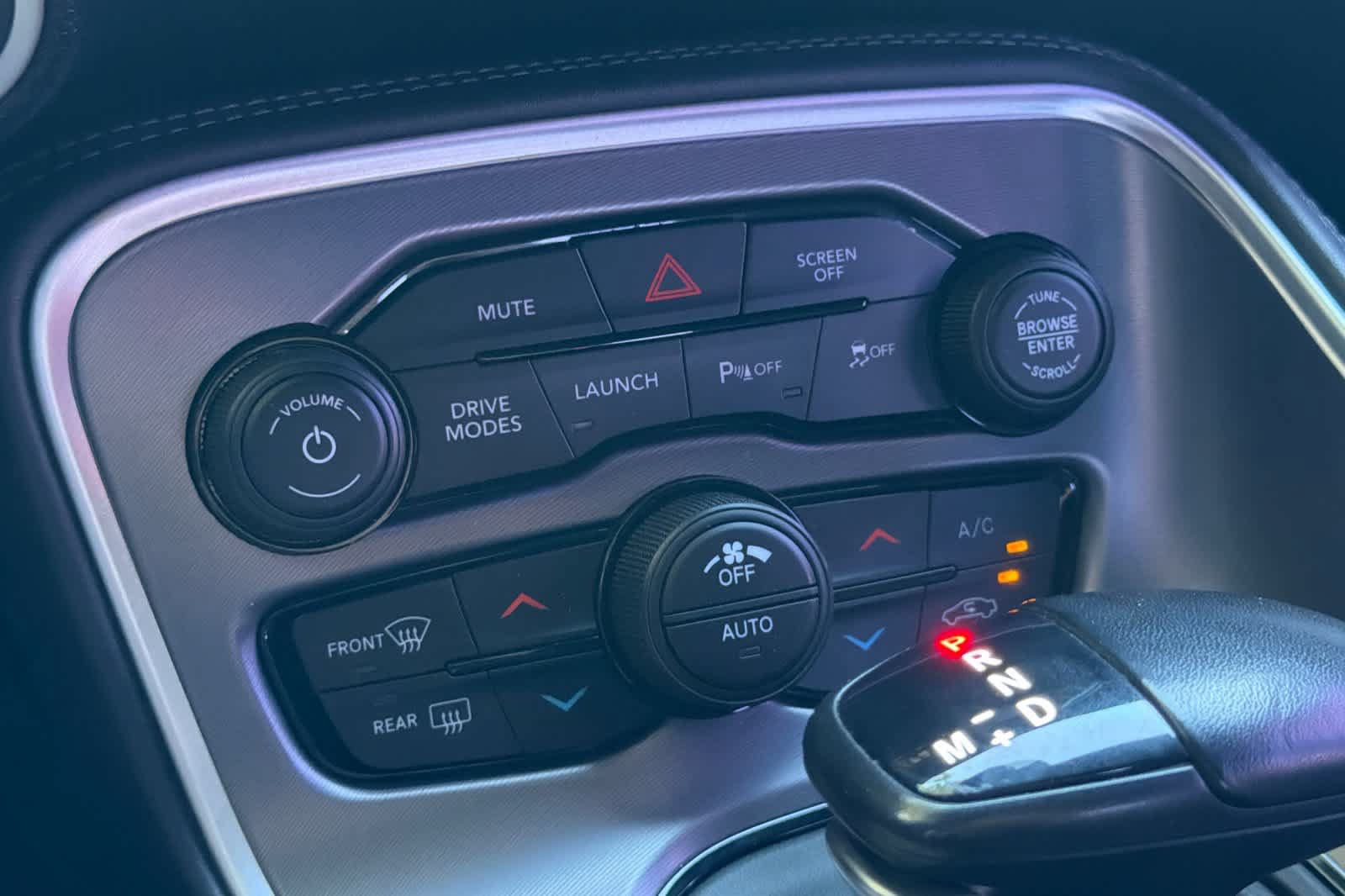 Used 2019 Dodge Challenger R/T Scat Pack w/ Shaker Package RWD image 19