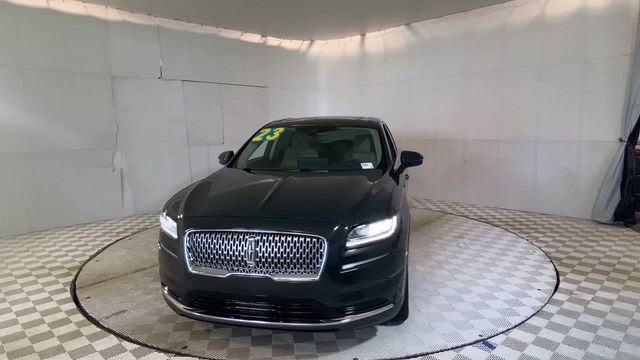 Used 2023 Lincoln Nautilus Reserve AWD/4WD image 6